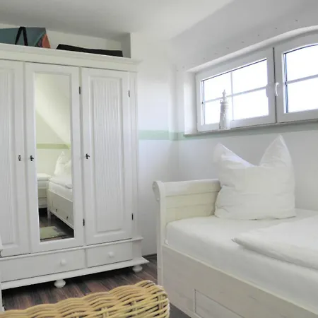 Ferienhaus Boddenblick Dom wakacyjny Lancken